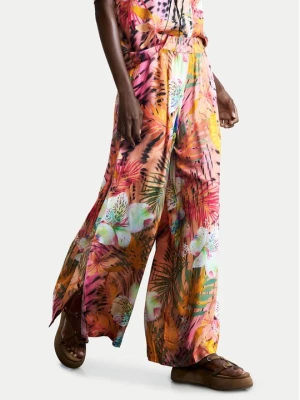 Obrázek produktu Desigual Kalhoty z materiálu Swim Nasau 26SWPW56 Barevná Relaxed Fit