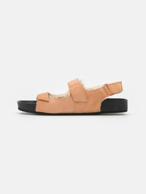 Obrázek produktu Domácí obuv Who What Wear béžová