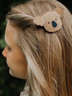 Obrázek produktu Donsje Dětská sponka Donsje Josy Classic Hairclip Koala hnědá
