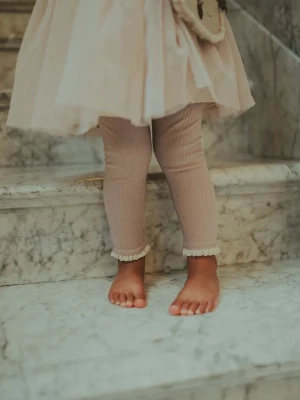Obrázek produktu Donsje Dětské legíny s bavlnou Donsje Affy Leggings hnědá