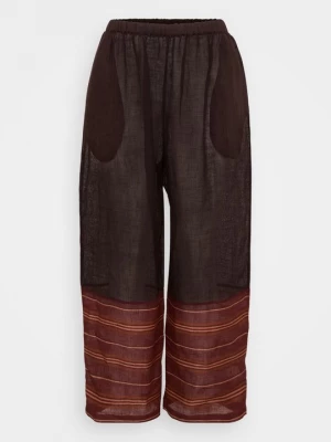 Obrázek produktu Doplňky na pláž Tory Burch hnědá