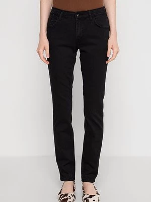 Obrázek produktu Džíny Slim Fit Mustang černá