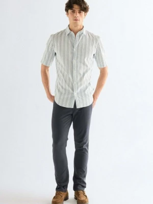 Obrázek produktu Džíny Straight Fit Wrangler modrá