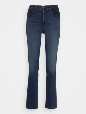 Obrázek produktu Džíny Straight Fit Wrangler tmavomodrý denim