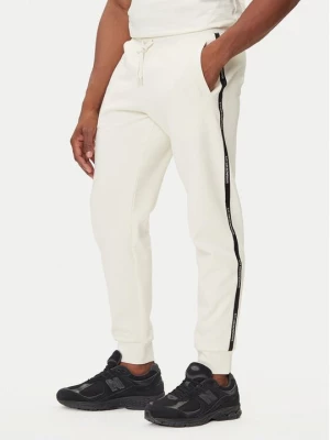 Obrázek produktu EA7 Emporio Armani Teplákové kalhoty 7M000974 AF10377 U1105 Béžová Regular Fit