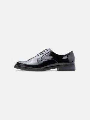 Obrázek produktu Elegantní šněrovací boty Pier One By Zalando černá