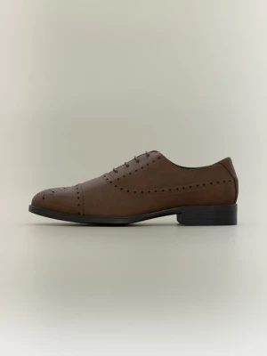 Obrázek produktu Elegantní šněrovací boty Pier One By Zalando tmavě hnědá