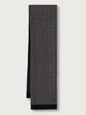 Obrázek produktu Guess šála pánská s příměsí vlny námořnická modř