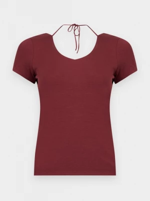 Obrázek produktu Jednoduché tričko Guess bordeaux