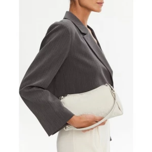 Obrázek produktu Kabelka Calvin Klein Jeans Ckj Monogram Drop Sm Shoulder Ba LV04K3142G Krémová