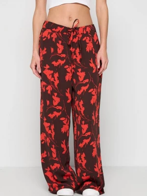 Obrázek produktu Kalhoty Calvin Klein červená