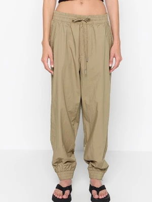 Obrázek produktu Kalhoty DKNY béžová