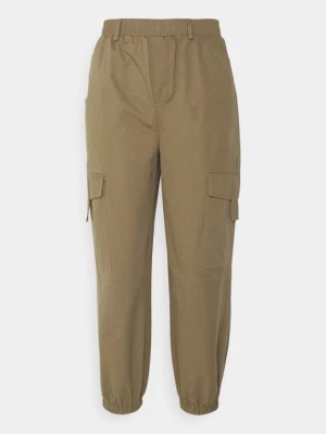 Obrázek produktu Kapsáče Vero Moda tmavě zelená