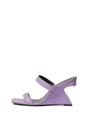 Obrázek produktu KARL LAGERFELD JEANS Pantofle 'Waverly Wedges' fialová
