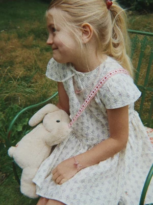 Obrázek produktu Konges Sløjd letní šaty s bavlnou AVA DRESS GOTS
