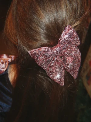 Obrázek produktu Konges Sløjd sponka do vlasů dětská TINDRA SEQUIN BOW HAIR CLIP růžová