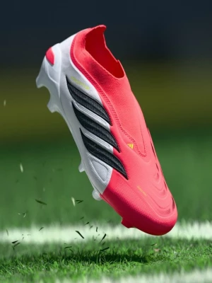 Obrázek produktu Kopačky pro pevný povrch Adidas červená