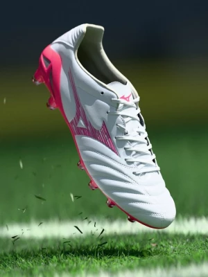 Obrázek produktu Kopačky pro pevný povrch Mizuno světle růžová