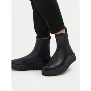 Obrázek produktu Kotníková obuv s elastickým prvkem Clarks Torhill Maple 26173858 Černá