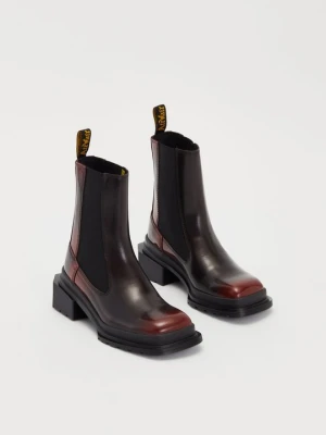 Obrázek produktu Kotníkové boty na platformě Dr. Martens tmavě červená