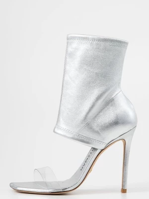 Obrázek produktu Kotníkové sandály Stuart Weitzman stříbrná barva