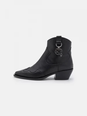 Obrázek produktu Kovbojské / motorkářské kotníkové boty KARL LAGERFELD černá