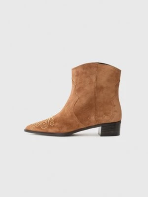 Obrázek produktu Kovbojské/motorkářské kotníkové boty Pretty Ballerinas hnědá