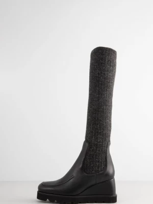 Obrázek produktu Kozačky s klínem Unisa černá