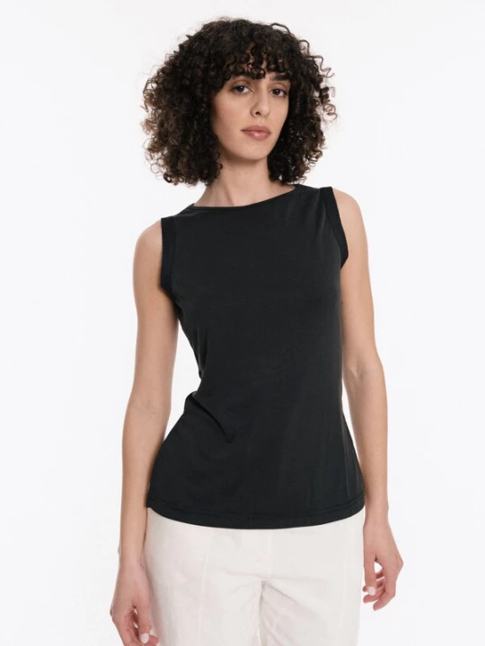 Obrázek produktu 4TAILORS Top 'Creamy' černá