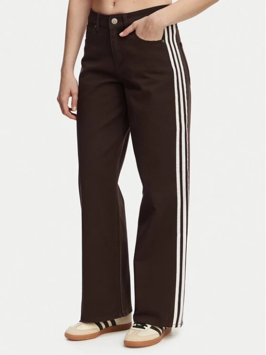 Obrázek produktu adidas Jeansy Firebird KD2934 Hnědá Loose Fit