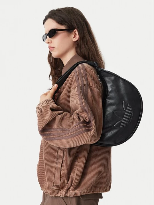 Obrázek produktu adidas Kabelka Adicolor Half Crescent Bag Metallic Pu KR1546 Černá