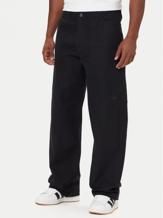 Obrázek produktu adidas Kalhoty z materiálu Utility JY2770 Černá Regular Fit