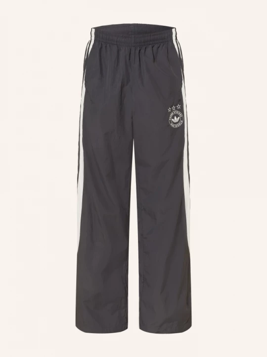 Obrázek produktu Adidas Originals Tepláky Originals Santiago tmavě šedá / krémová