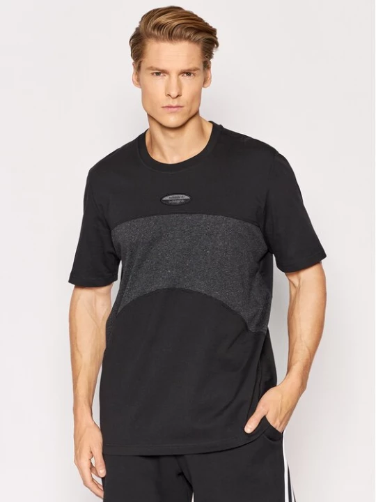 Obrázek produktu adidas T-Shirt R.Y.V. Basic HC9470 Černá Regular Fit