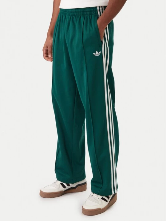Obrázek produktu adidas Teplákové kalhoty adicolor KE3497 Zelená Loose Fit