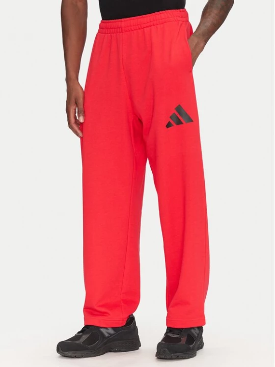 Obrázek produktu adidas Teplákové kalhoty Essentials JF3601 Červená Loose Fit