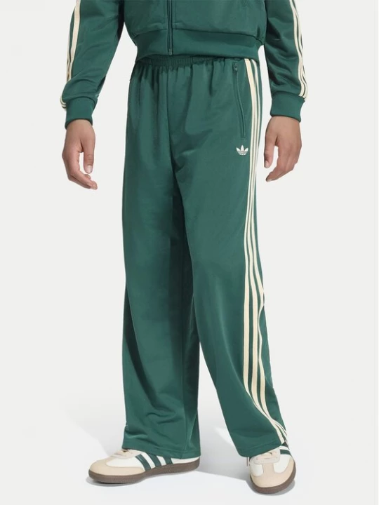 Obrázek produktu adidas Teplákové kalhoty Firebird Loose Tracksuit HZ6656 Zelená Relaxed Fit