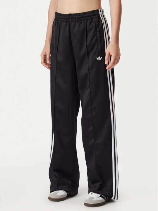 Obrázek produktu adidas Teplákové kalhoty Satin Sst KS9372 Černá Loose Fit