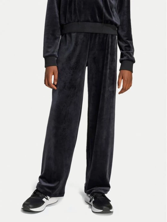 Obrázek produktu adidas Teplákové kalhoty Seasonal Essentials Holiday JN2231 Černá Regular Fit
