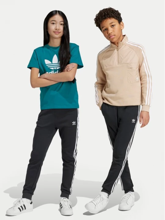 Obrázek produktu adidas Teplákové kalhoty Trefoil IY7484 Černá Regular Fit