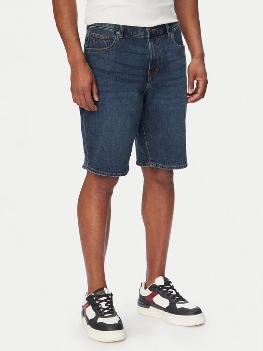 Obrázek produktu Armani Exchange Džínové šortky XM000073 AF24463 MB001 Tmavomodrá Comfort Fit