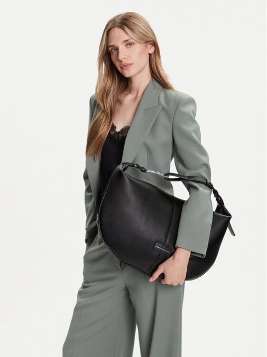 Obrázek produktu Armani Exchange Kabelka XW001573 AF15632 UC001 Černá