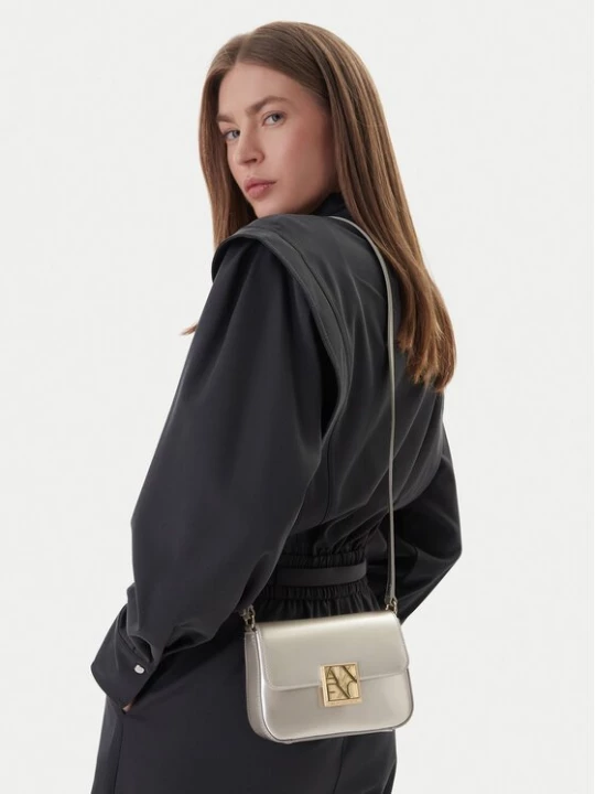 Obrázek produktu Armani Exchange Kabelka XW002170 AF21362 U1046 Zlatá