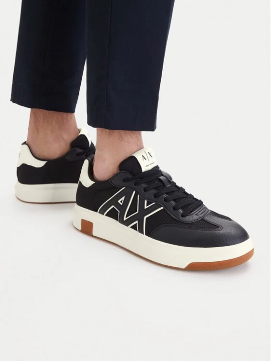 Obrázek produktu Armani Exchange Sneakersy XM002687 AF22775 MZ752 Tmavomodrá