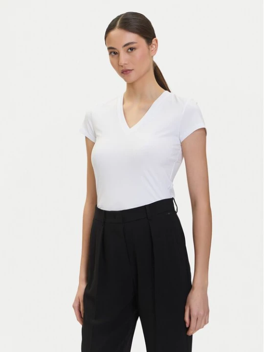Obrázek produktu Armani Exchange T-Shirt XW001355 AF16294 U0002 Bílá Regular Fit