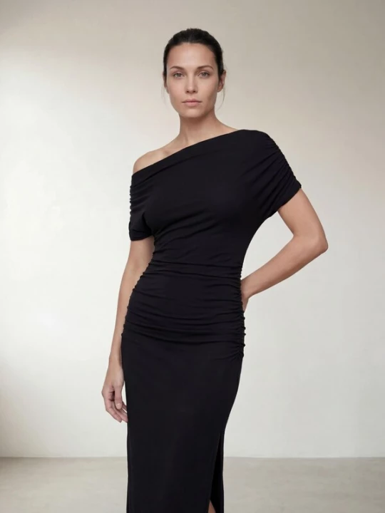 Obrázek produktu ARMIE Šaty 'The Caroline Dress' černá