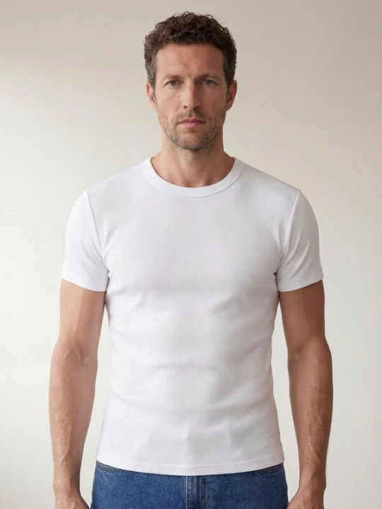 Obrázek produktu ARMIE Tričko 'The Peter Slim-Fit Ribbed T-shirt - White' bílá