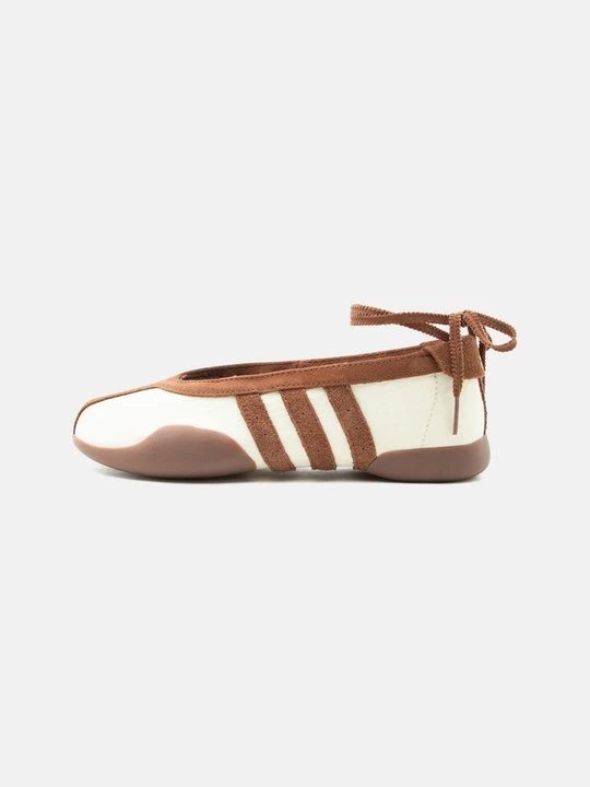 Obrázek produktu Baleríny s páskem adidas Originals