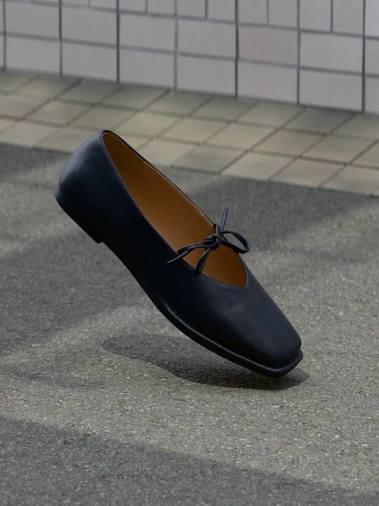 Obrázek produktu Baleríny s páskem Steve Madden černá