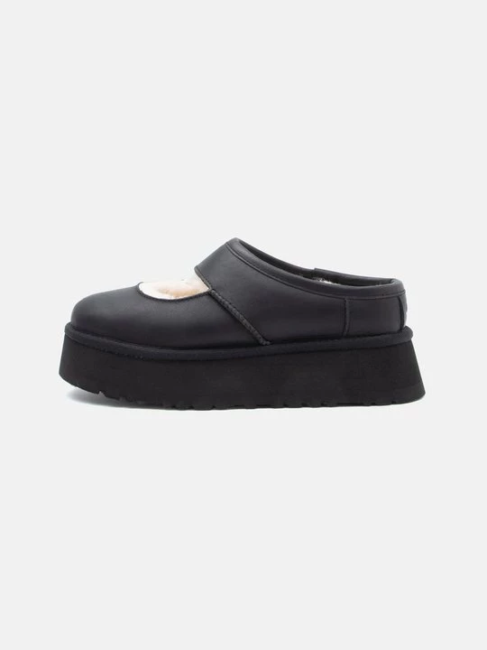 Obrázek produktu Baleríny s páskem UGG černá